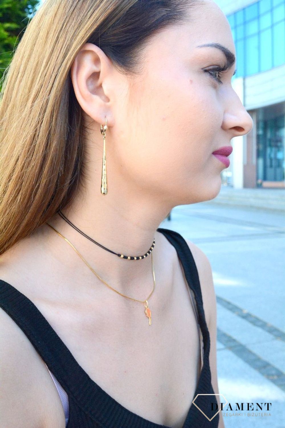 Kolczyki złote pr 333 długie sopelki grawerowane KL 4559 333. Od minimalistycznych zdobień po intensywne i nowoczesne formy. Olśniewające kolczyki wykonane z wysokiej jakości 8-karatowego żółtego złota grawerowane, próba 333.jpg